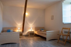 gite bruyere chambre 2-gites cruzeau de charente limousine