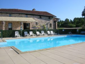 piscine -gites cruzeau de charente limousine